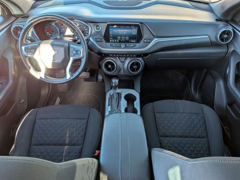 Used 2020 Chevrolet Blazer LT image 26