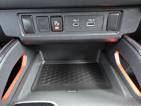 Used 2023 Nissan Frontier PRO-4X w/ Technology Package image 23