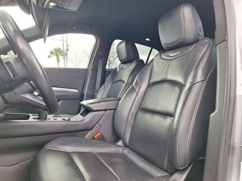 Used 2023 Cadillac XT4 Premium Luxury image 22
