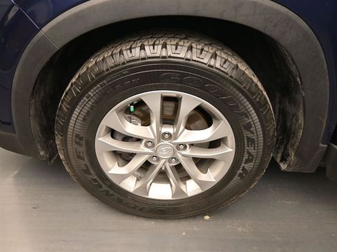 Used 2019 Hyundai Santa Fe SE image 17