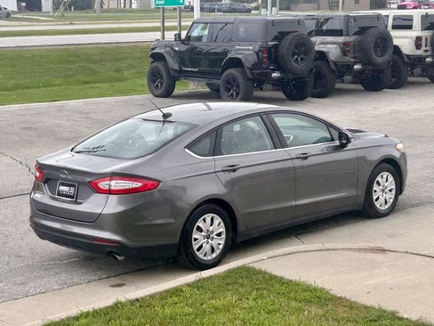 Used 2014 Ford Fusion S FWD image 6