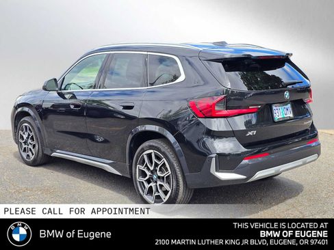 Used 2025 BMW X1 xDrive28i w/ Convenience Package AWD/4WD image 5