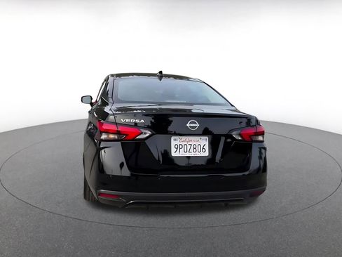 Used 2025 Nissan Versa SV image 12