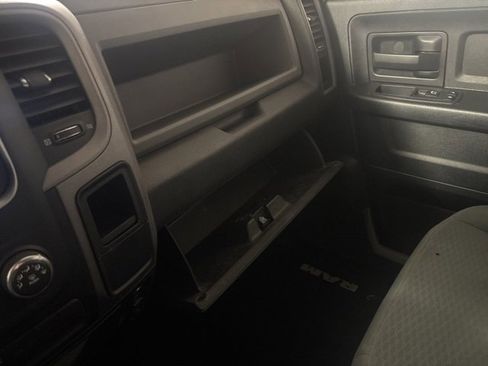 Certified 2018 RAM 1500 Express image 39