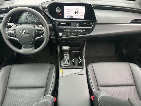 Used 2023 Lexus ES 300h w/ Premium Package image 13