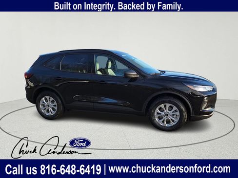 New 2025 Ford Escape Active AWD/4WD image 2