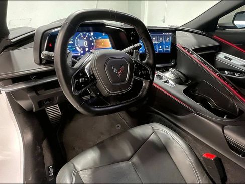 Used 2025 Chevrolet Corvette Stingray Coupe w/ 1LT RWD image 6