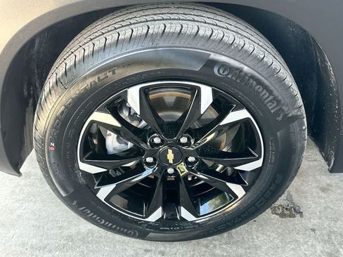 Used 2023 Chevrolet TrailBlazer LT FWD image 11