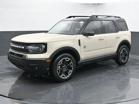 New 2025 Ford Bronco Sport Outer Banks image 5