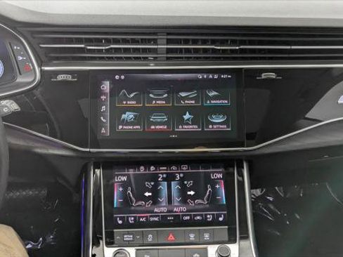Used 2022 Audi Q8 Premium Plus image 23