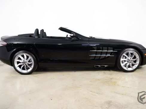 Used 2008 Mercedes-Benz SLR image 13