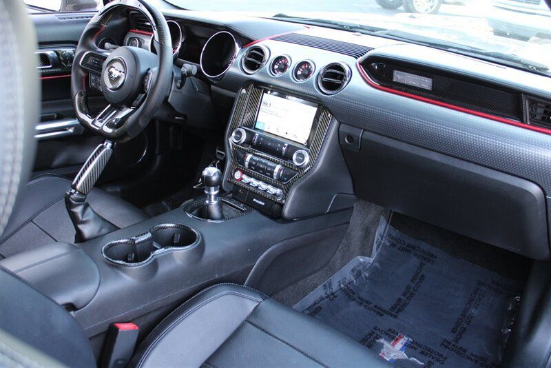 Used 2017 Ford Mustang GT Premium w/ GT Performance Package RWD image 19