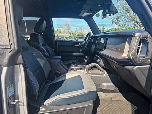 Used 2023 Ford Bronco Outer Banks w/ Sasquatch Package image 43