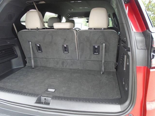 Used 2026 GMC Acadia Elevation w/ Elevation Premium Package AWD/4WD image 28