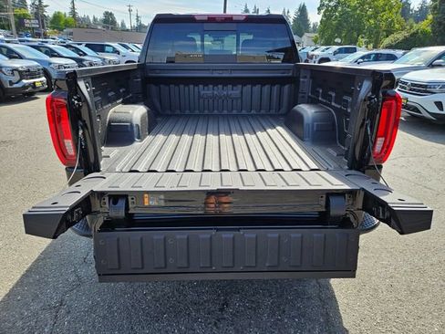 New 2026 GMC Sierra 1500 AT4 w/ AT4 Premium Package AWD/4WD image 13