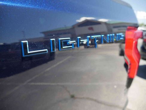 Used 2025 Ford F150 Lightning Flash AWD/4WD image 5