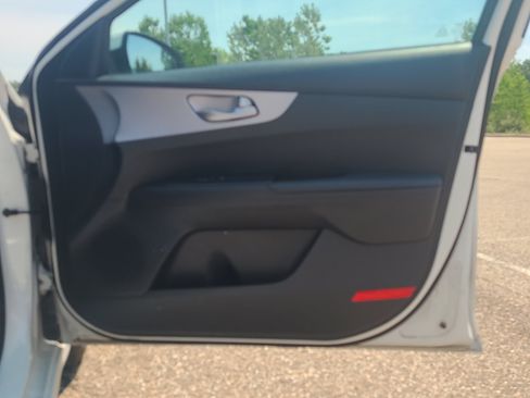 Used 2024 Kia Forte LXS FWD image 26