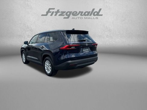 Used 2024 Toyota Grand Highlander AWD image 6