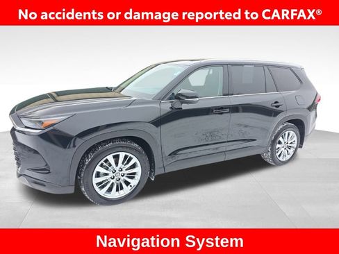 Used 2024 Toyota Grand Highlander Platinum image 1