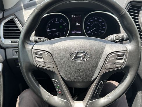 Used 2017 Hyundai Santa Fe Sport w/ 2.0T Ultimate Tech Package 05 FWD image 19