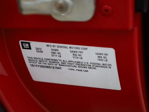 Used 2006 Chevrolet Corvette Coupe w/ Preferred Equipment Group image 12