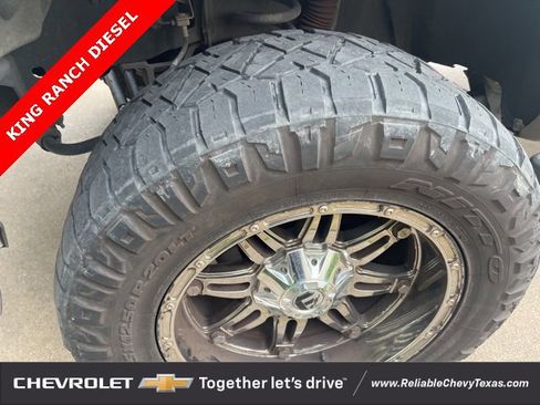 Used 2012 Ford F250 King Ranch w/ King Ranch w/Chrome Pkg image 33