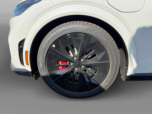 New 2026 Ford Mustang Mach-E GT AWD/4WD image 9