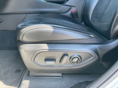 Certified 2023 Jeep Grand Cherokee L Laredo AWD/4WD image 43