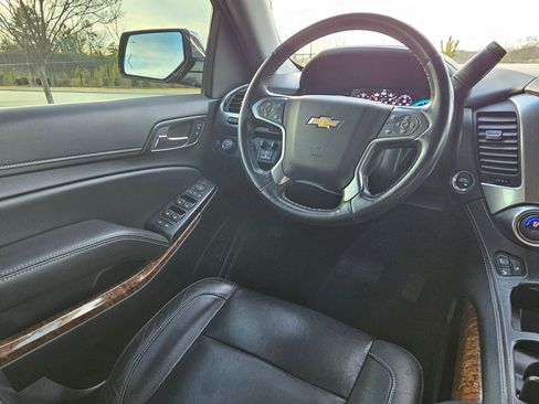 Used 2020 Chevrolet Suburban Premier w/ Max Trailering Package image 9