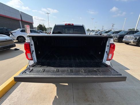 Used 2018 Chevrolet Silverado 1500 LTZ w/ Sport Package AWD/4WD image 25