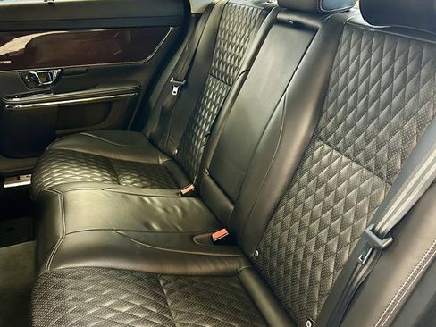 Used 2016 Jaguar XJ L Supercharged image 17