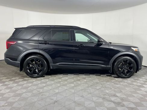 Used 2023 Ford Explorer ST-Line w/ Class IV Trailer Tow Package AWD/4WD image 5