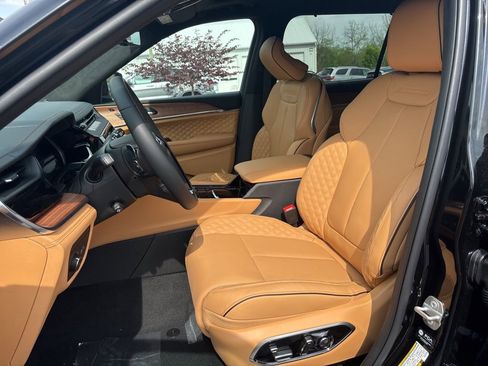 New 2026 Jeep Grand Cherokee L Summit image 6