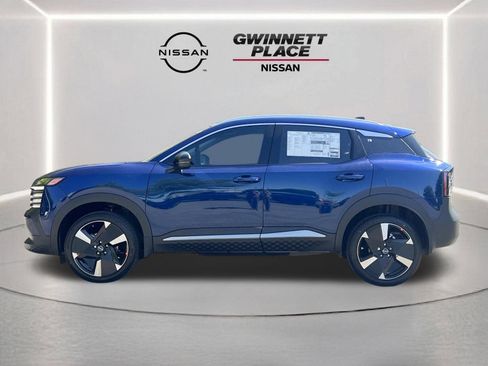 New 2026 Nissan Kicks SR FWD image 24