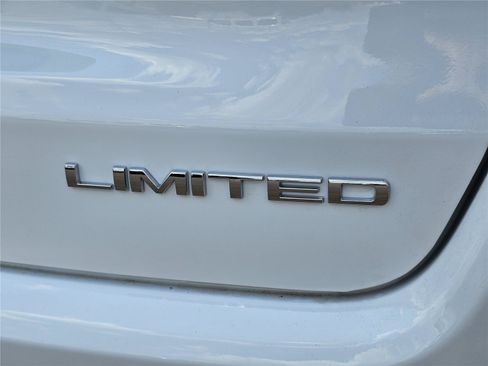 New 2026 Jeep Compass Limited AWD/4WD image 10