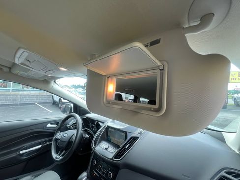 Used 2019 Ford Escape SE FWD image 53