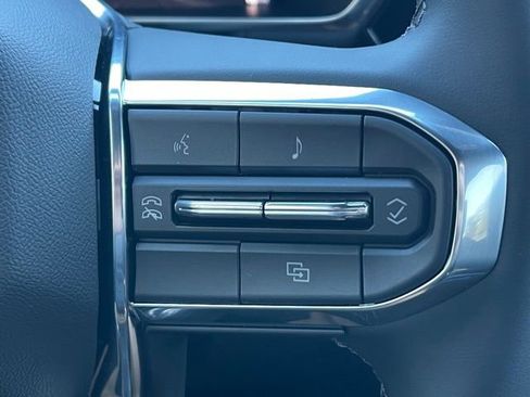 New 2026 GMC Canyon Elevation w/ Convenience Package image 7