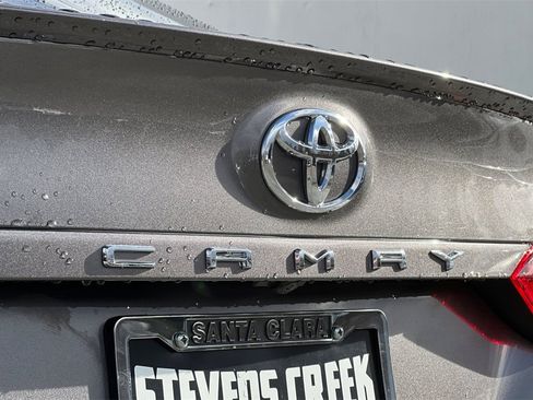 Used 2021 Toyota Camry SE w/ Convenience Package image 25