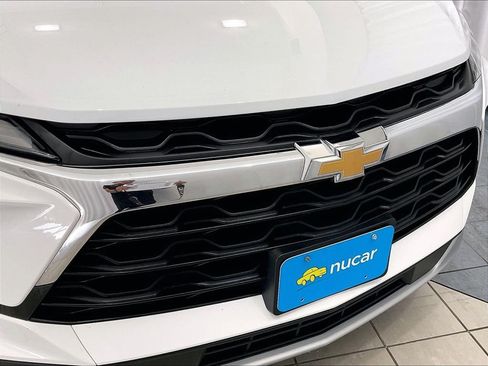 Used 2025 Chevrolet Blazer LT AWD/4WD image 31