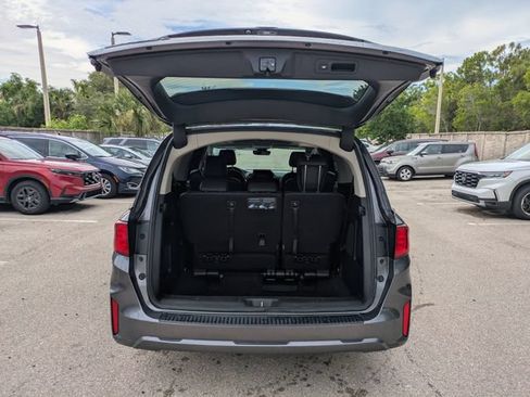 Used 2025 Honda Odyssey EX-L image 13
