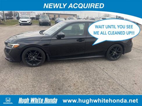 Used 2023 Honda Civic Sport image 1