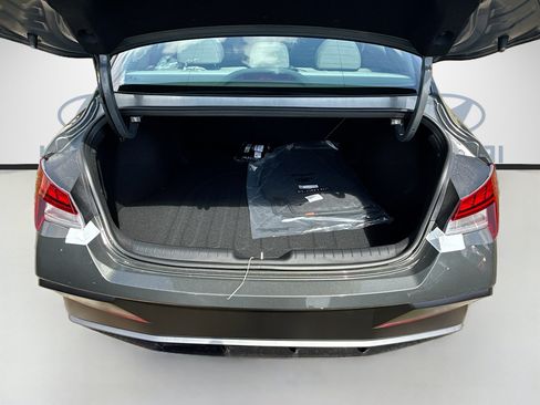 New 2026 Hyundai Elantra SEL Sport Premium FWD image 18