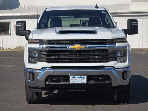 Used 2024 Chevrolet Silverado 2500 LT image 10