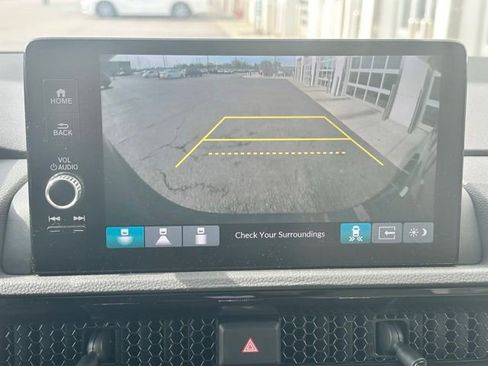 Used 2024 Honda CR-V EX-L image 17