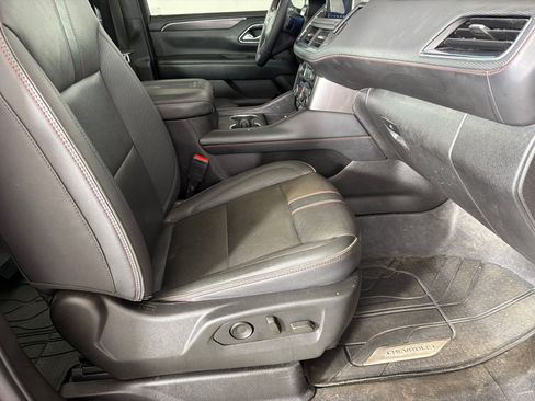 Used 2022 Chevrolet Tahoe RST w/ Luxury Package AWD/4WD image 14