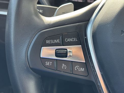 Used 2024 BMW 230i Coupe w/ Convenience Package RWD image 21