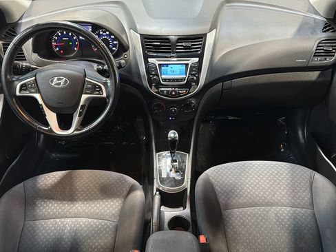 Used 2014 Hyundai Accent SE FWD image 18