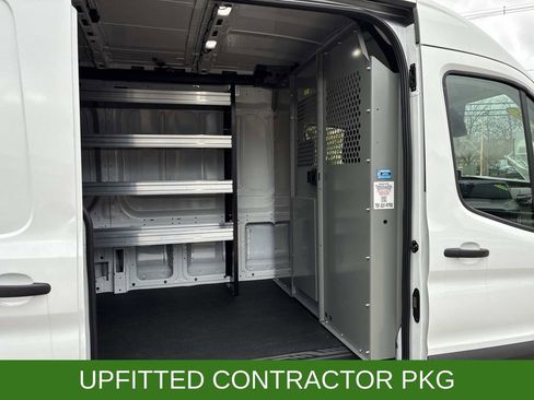 New 2026 Ford Transit 250 148 Medium Roof RWD image 36