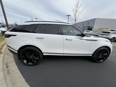 Certified 2023 Land Rover Range Rover Velar R-Dynamic S image 8