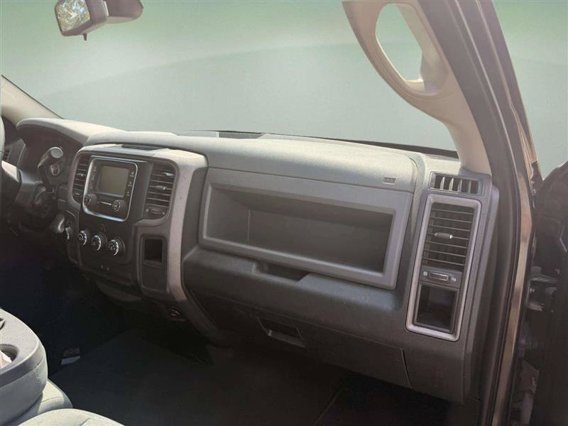 Used 2014 RAM 1500 ST AWD/4WD image 28